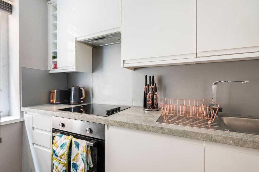 Beautiful Brighton Apartment, 5Min Walk To Beach Buitenkant foto